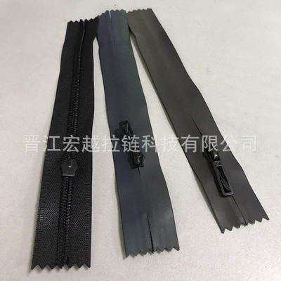 5號(hào)與3號(hào)尼龍拉鏈 從韓版設(shè)計(jì)到防水印花，一站式定制解決方案